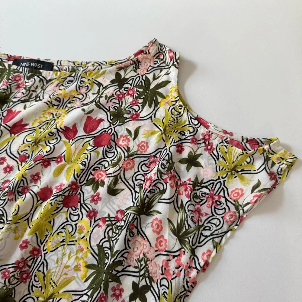 NWOT Nine West Colorful Cold Shoulder Lightweight Floral Blouse Size - Picture 3 of 6